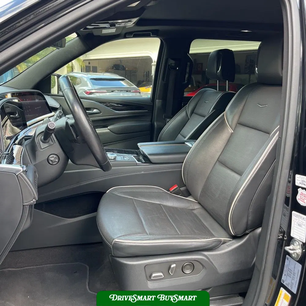 2023 Cadillac Escalade ESV Sport