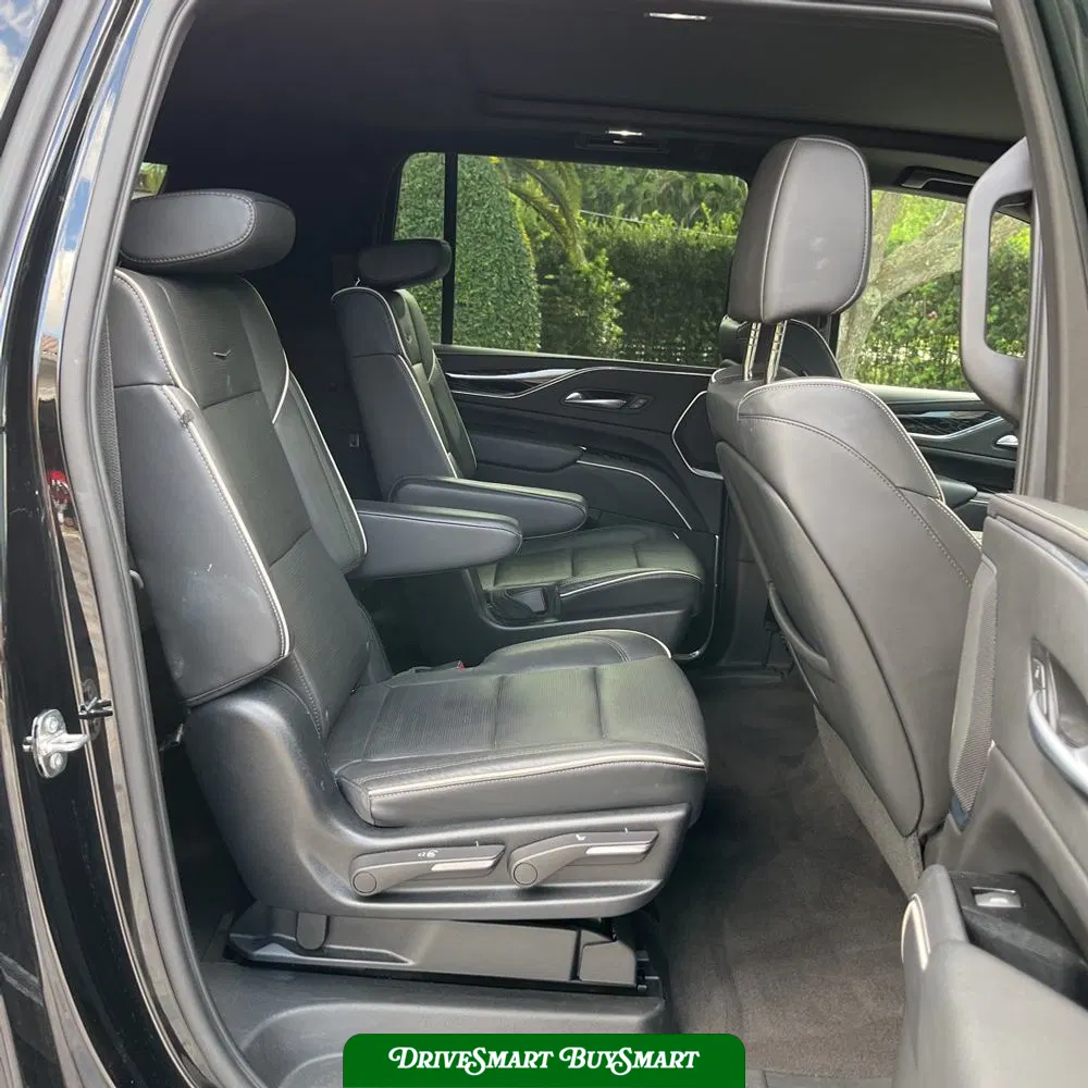2023 Cadillac Escalade ESV Sport