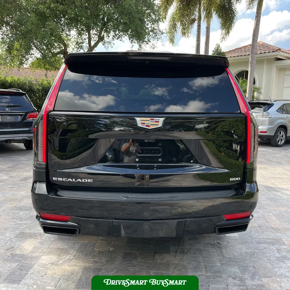 2023 Cadillac Escalade ESV Sport