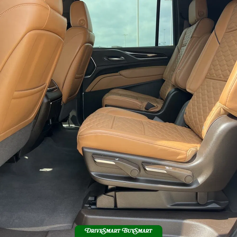 2023 Cadillac Escalade ESV Sport