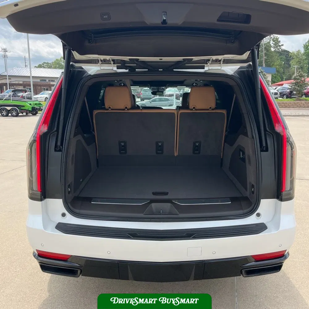 2023 Cadillac Escalade ESV Sport