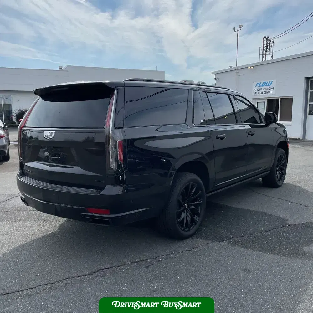 2024 Cadillac Escalade ESV Sport Platinum