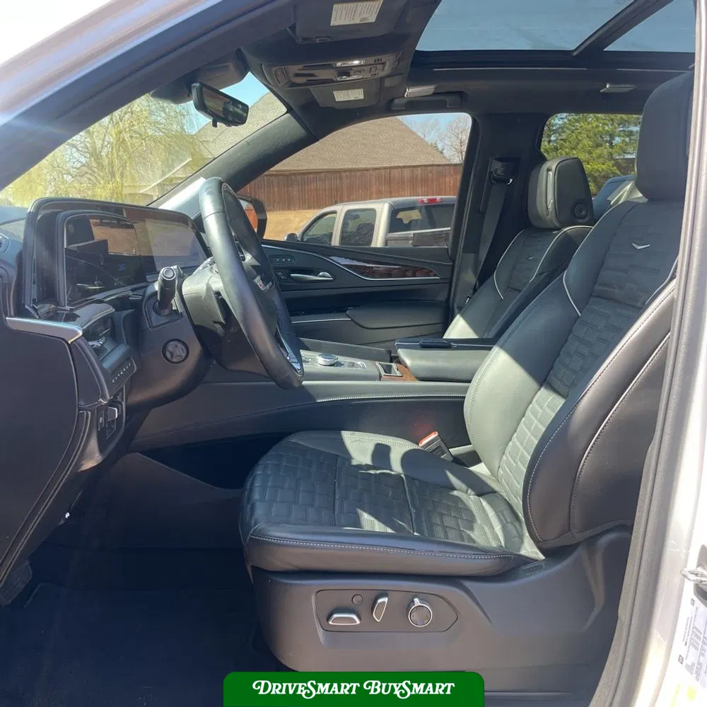 2023 Cadillac Escalade ESV Sport Platinum