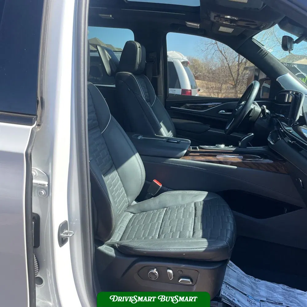 2023 Cadillac Escalade ESV Sport Platinum