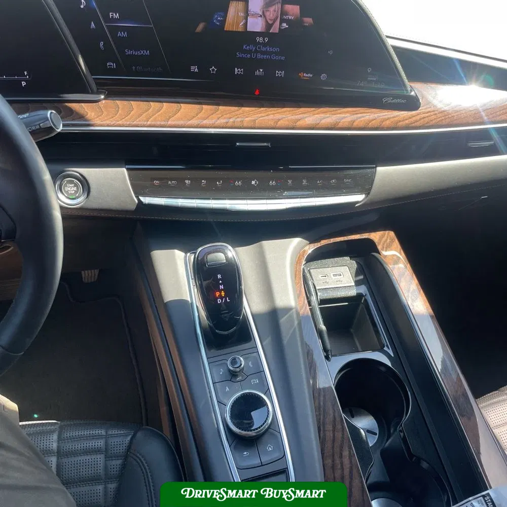 2023 Cadillac Escalade ESV Sport Platinum