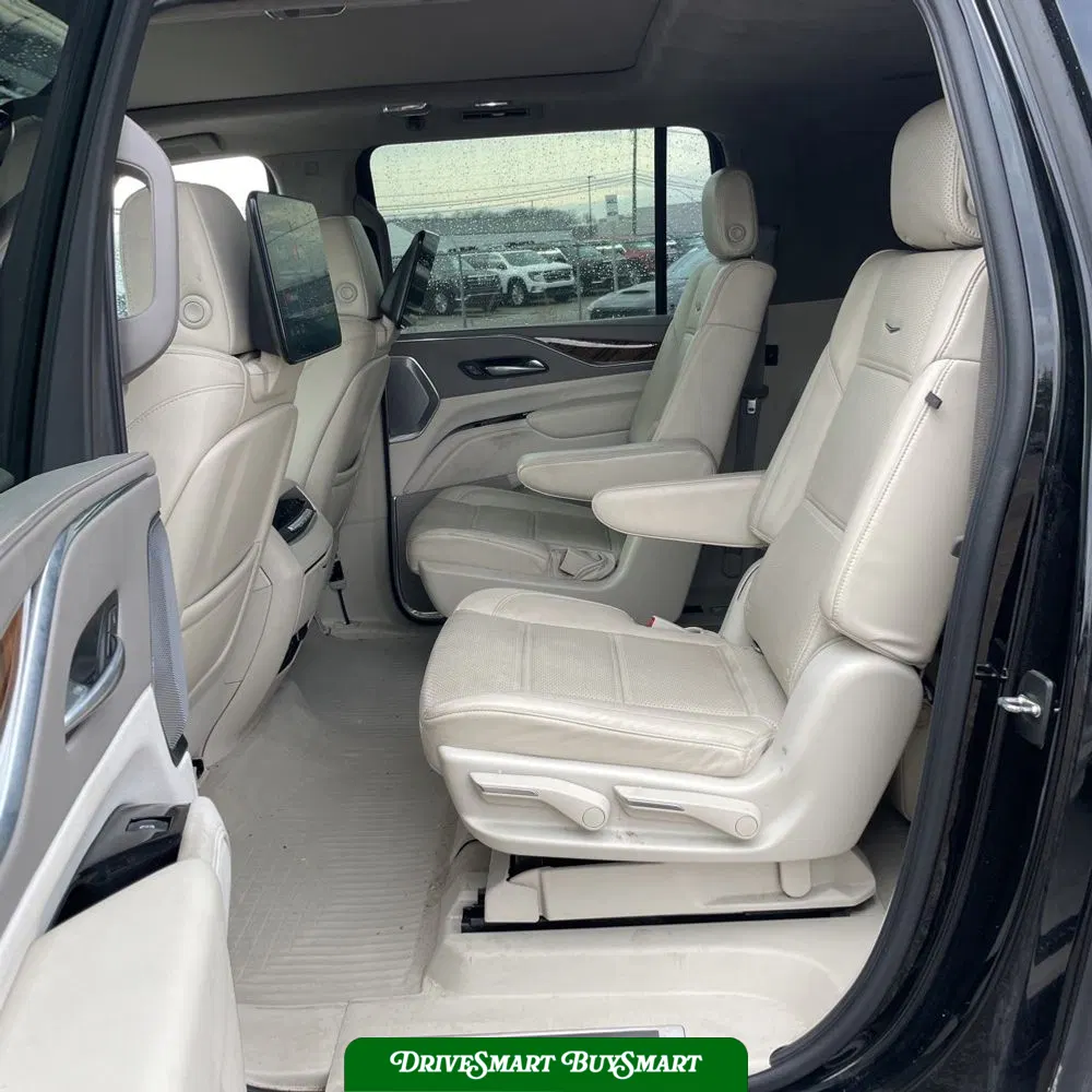 2022 Cadillac Escalade ESV Sport Platinum