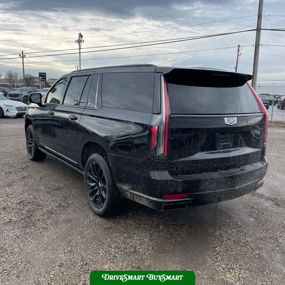 2022 Cadillac Escalade ESV Sport Platinum