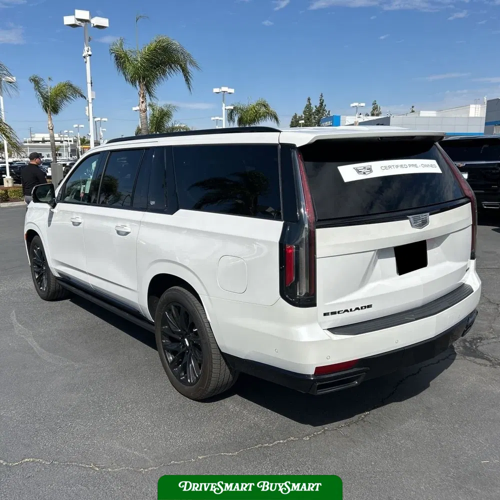 2023 Cadillac Escalade ESV Sport Platinum