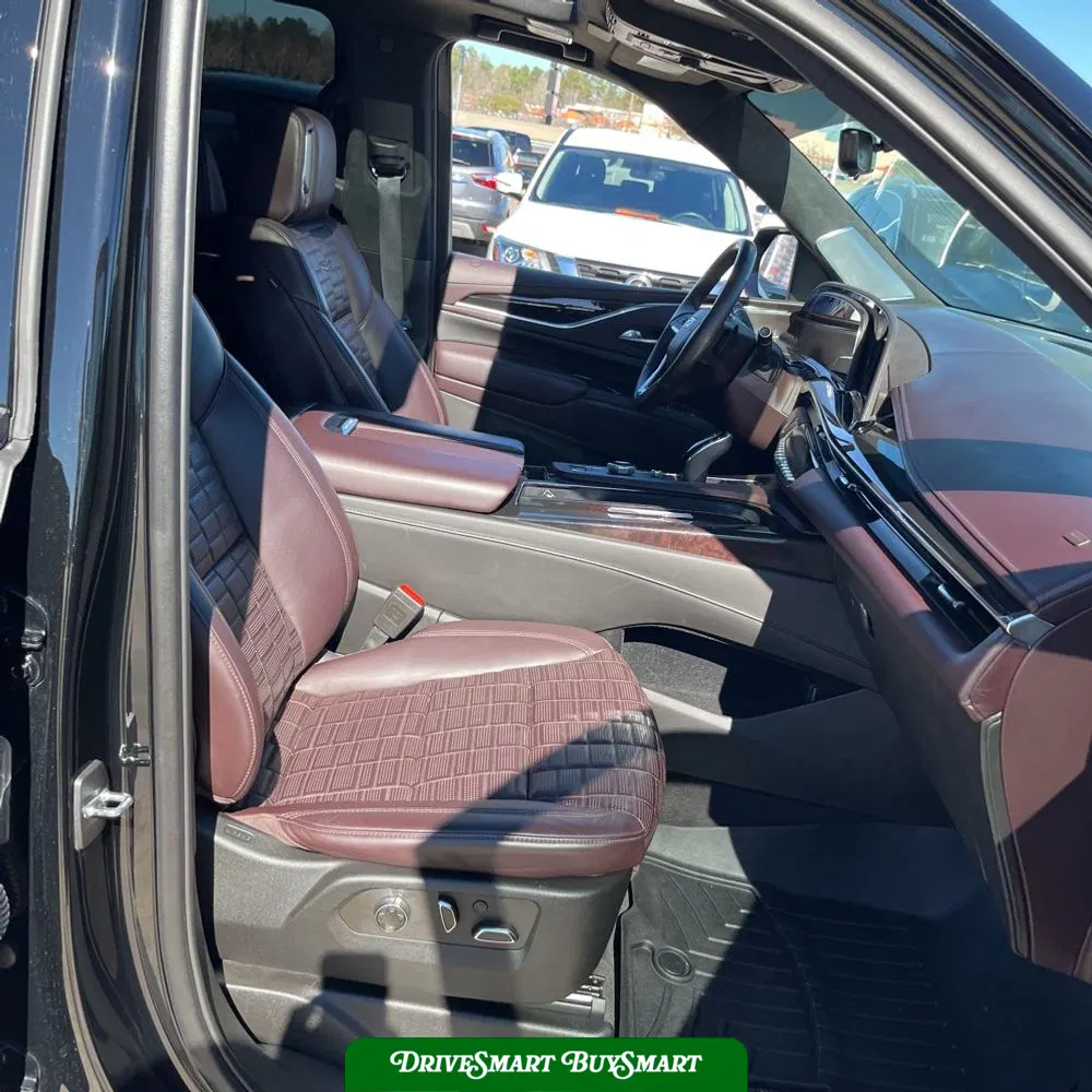 2023 Cadillac Escalade ESV Sport Platinum