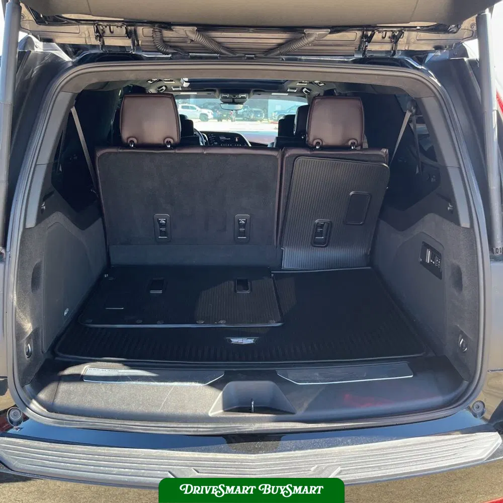 2023 Cadillac Escalade ESV Sport Platinum