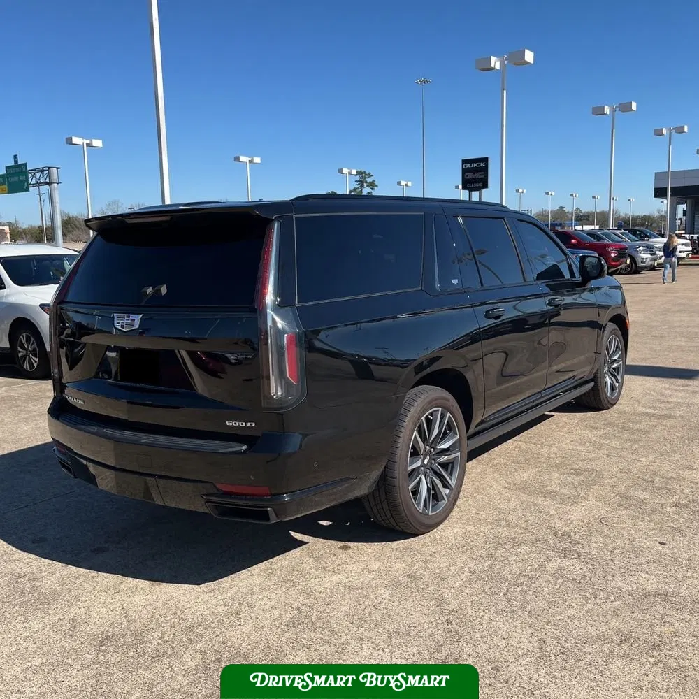 2023 Cadillac Escalade ESV Sport Platinum