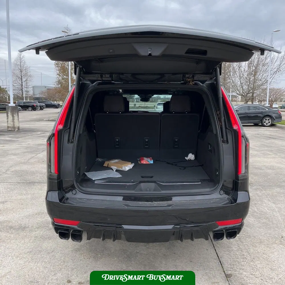 2023 Cadillac Escalade-V ESV Base