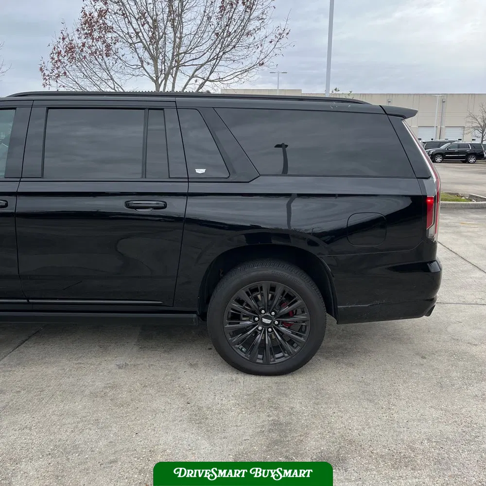 2023 Cadillac Escalade-V ESV Base