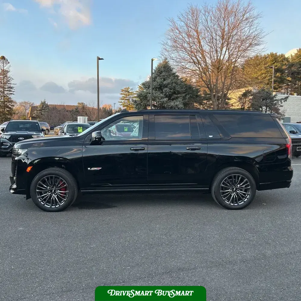 2024 Cadillac Escalade-V ESV Base