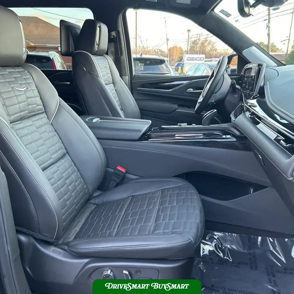 2024 Cadillac Escalade-V ESV Base