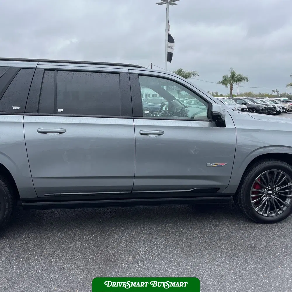 2023 Cadillac Escalade-V ESV Base