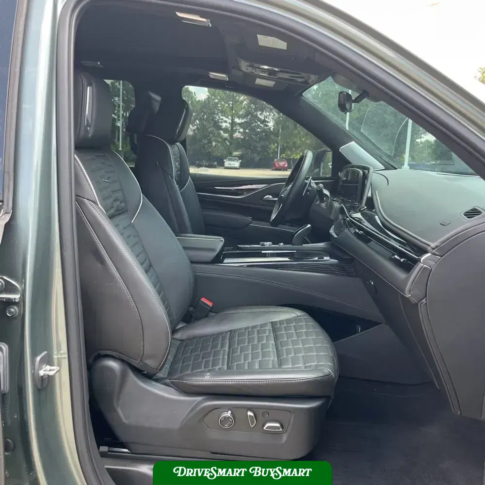 2023 Cadillac Escalade-V ESV Base
