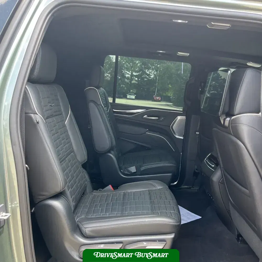 2023 Cadillac Escalade-V ESV Base