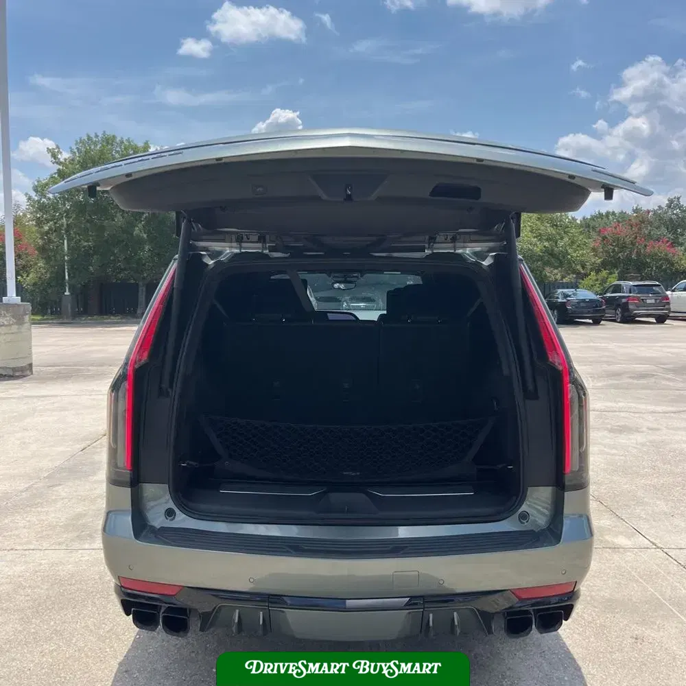 2023 Cadillac Escalade-V ESV Base