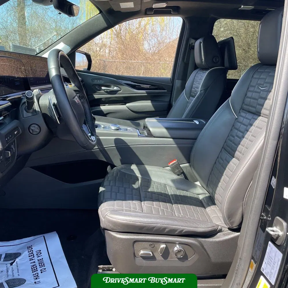 2023 Cadillac Escalade-V ESV Base