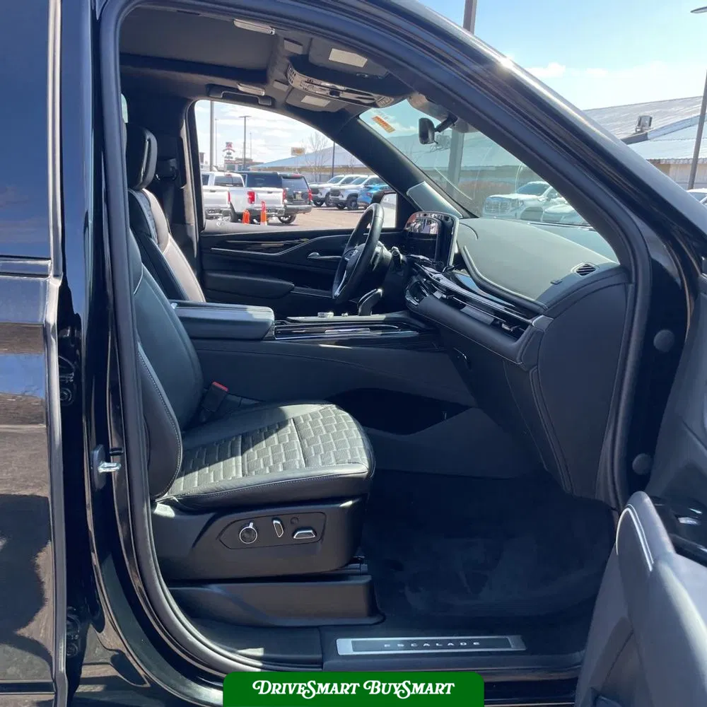 2023 Cadillac Escalade-V ESV Base
