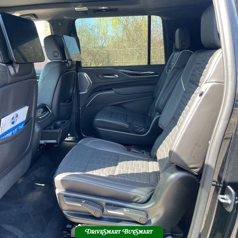 2023 Cadillac Escalade-V ESV Base