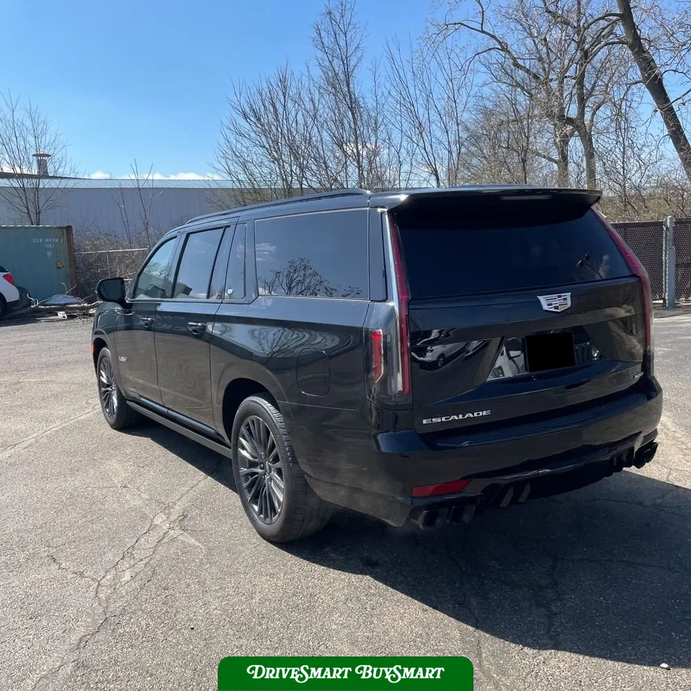 2023 Cadillac Escalade-V ESV Base
