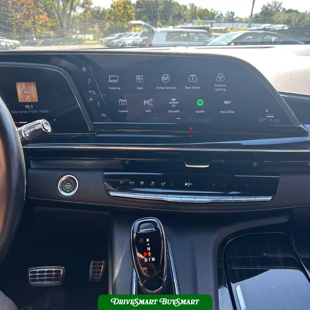 2024 Cadillac Escalade-V ESV Base