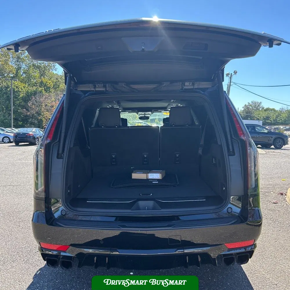 2024 Cadillac Escalade-V ESV Base