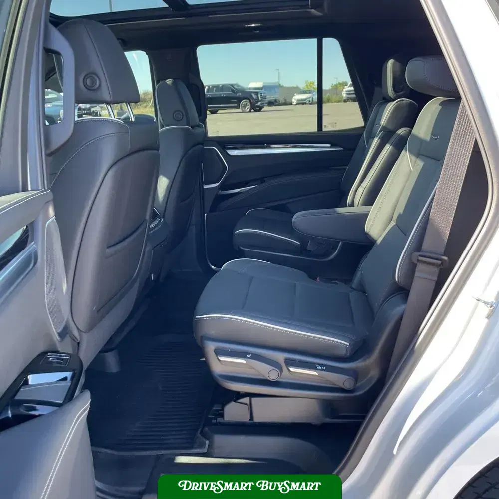 2025 Cadillac Escalade Sport