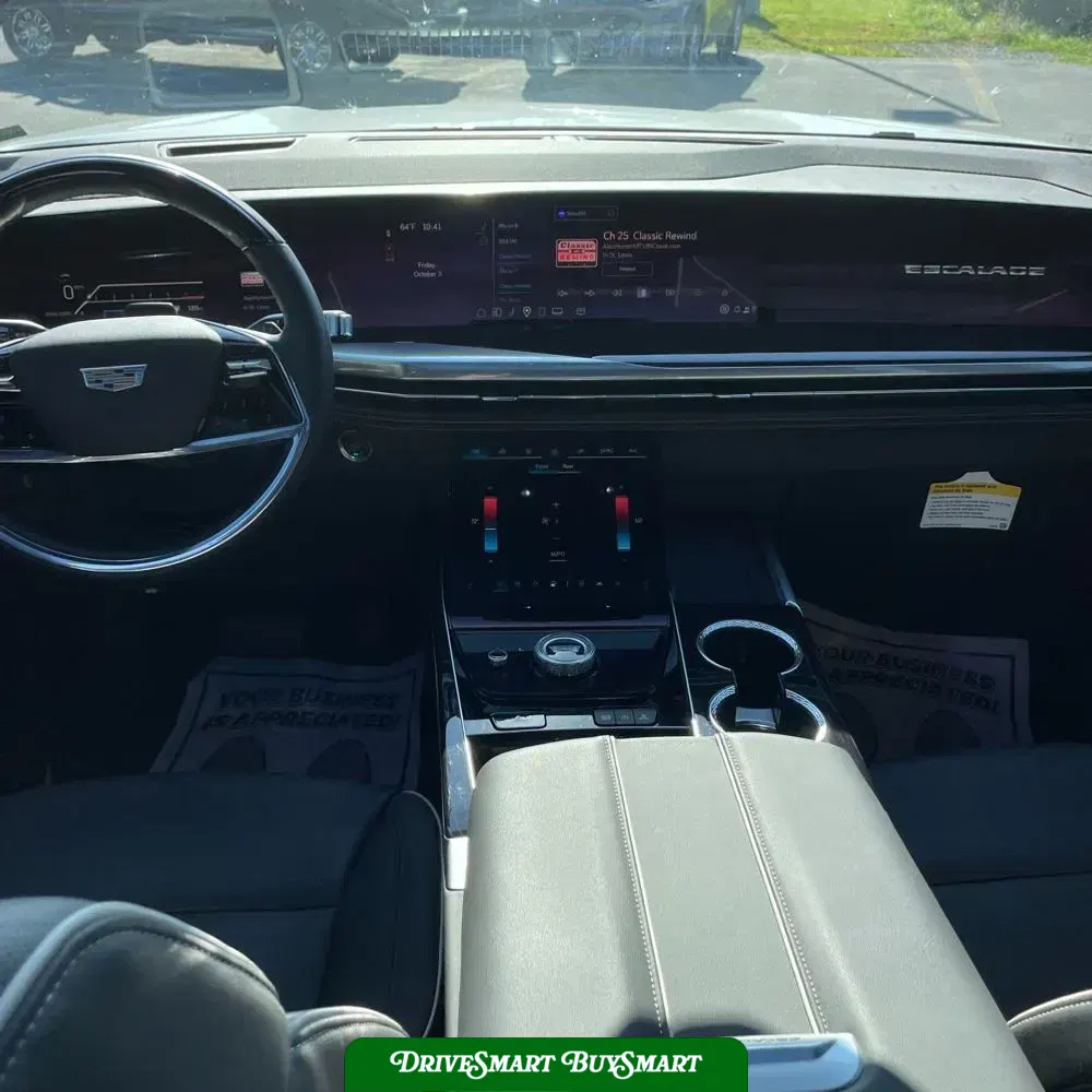2025 Cadillac Escalade Sport