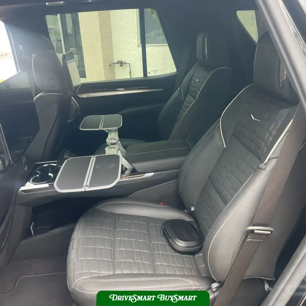 2025 Cadillac Escalade Sport Platinum