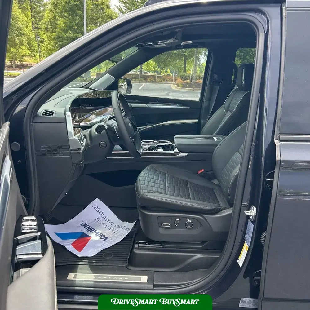 2025 Cadillac Escalade Sport Platinum