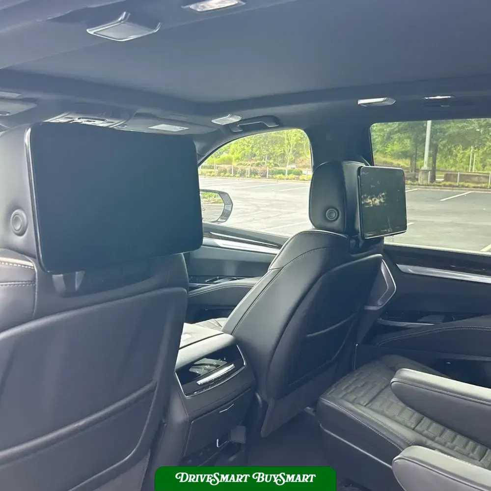 2025 Cadillac Escalade Sport Platinum