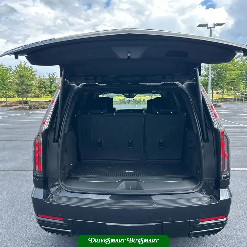 2025 Cadillac Escalade Sport Platinum
