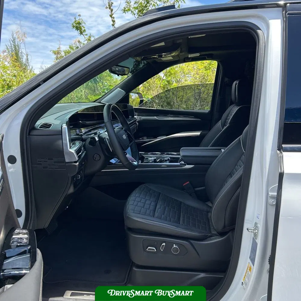 2025 Cadillac Escalade-V Base