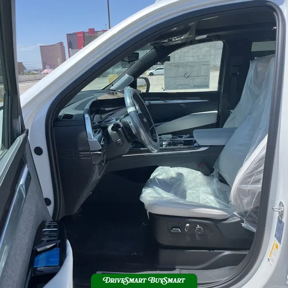2025 Cadillac Escalade-V ESV Base