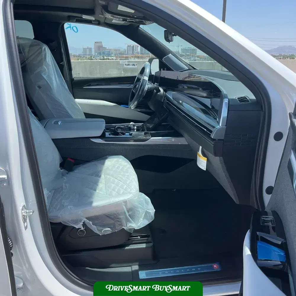 2025 Cadillac Escalade-V ESV Base
