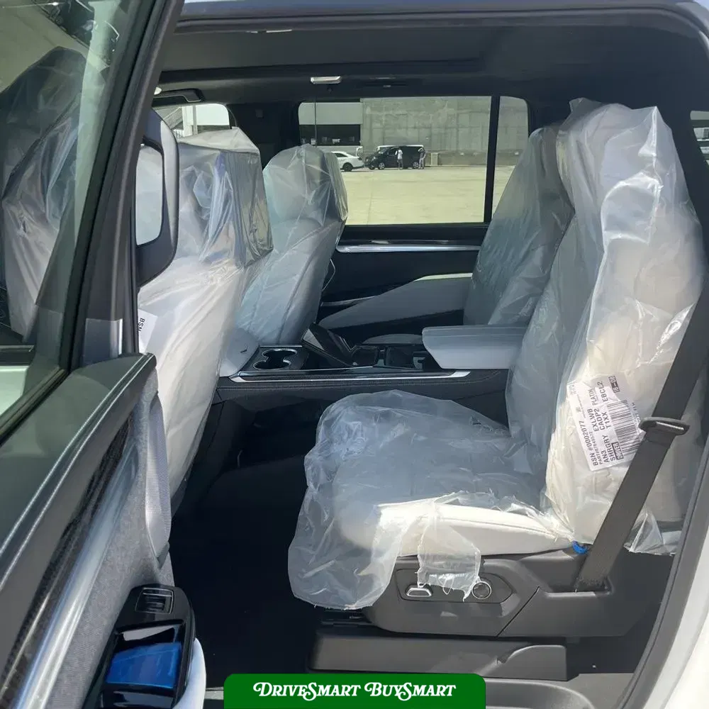2025 Cadillac Escalade-V ESV Base
