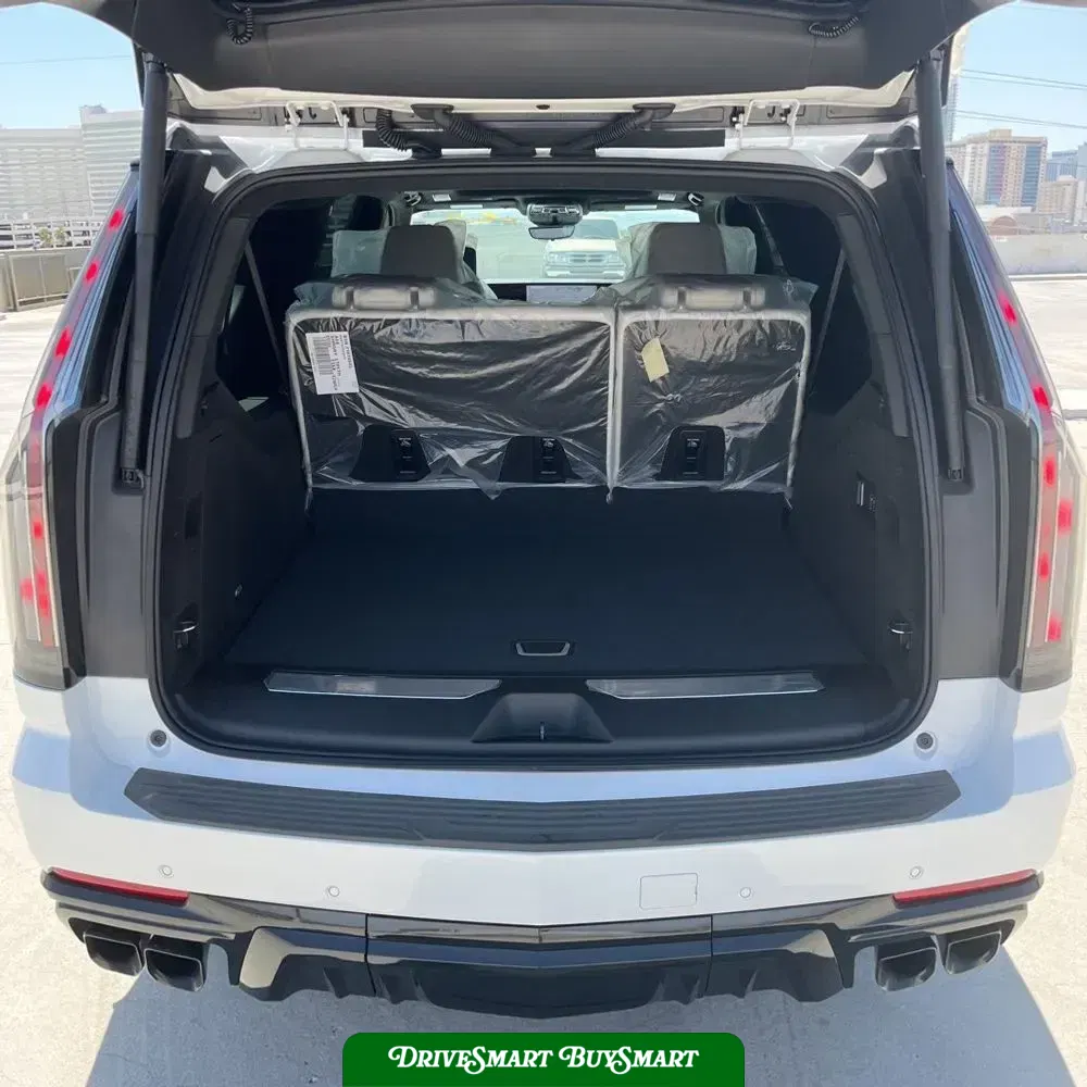 2025 Cadillac Escalade-V ESV Base