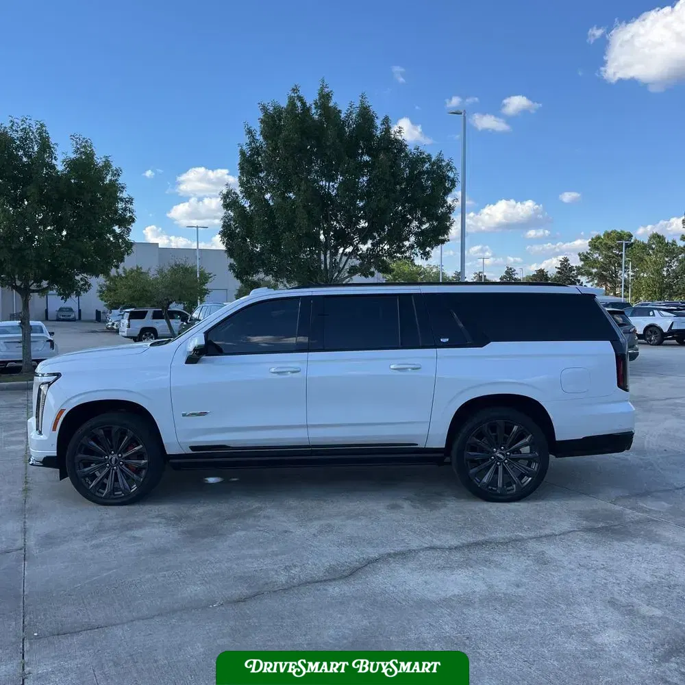 2025 Cadillac Escalade-V ESV Base