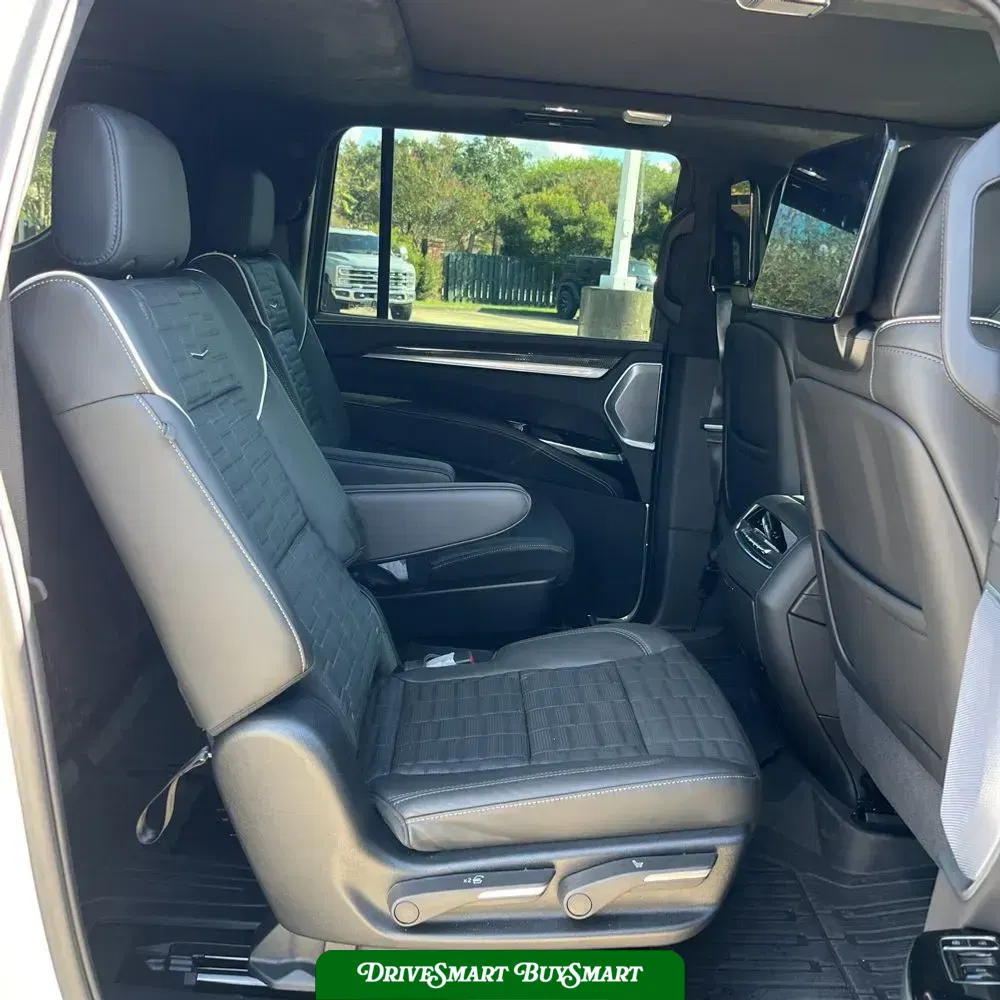 2025 Cadillac Escalade-V ESV Base