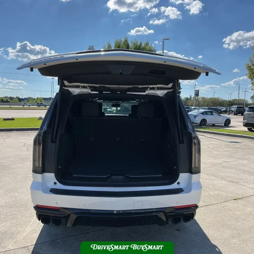 2025 Cadillac Escalade-V ESV Base