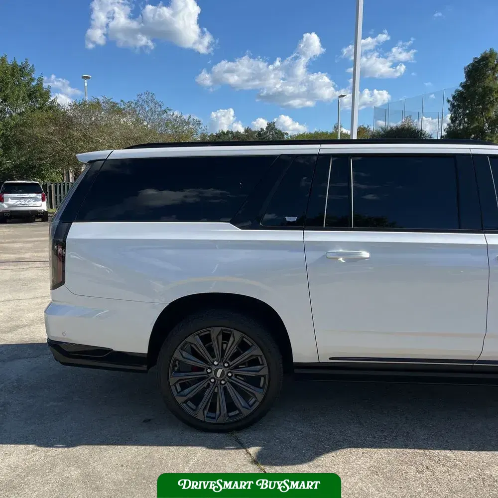 2025 Cadillac Escalade-V ESV Base