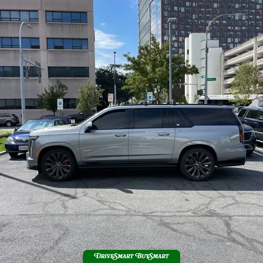 2025 Cadillac Escalade-V ESV Base