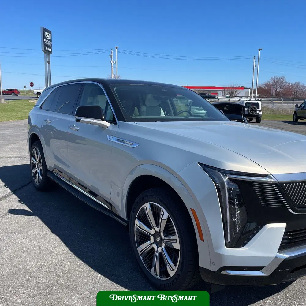 2025 Cadillac Escalade IQ Luxury 1