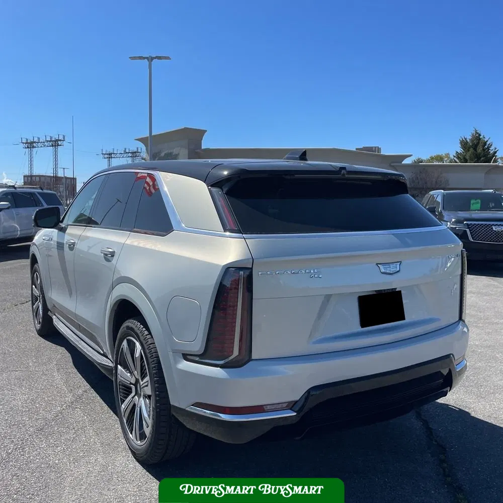 2025 Cadillac Escalade IQ Luxury 1