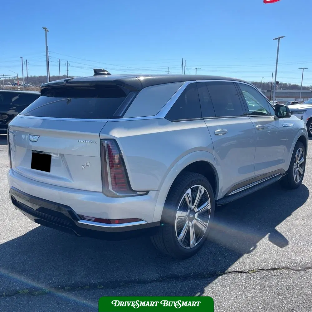 2025 Cadillac Escalade IQ Luxury 1