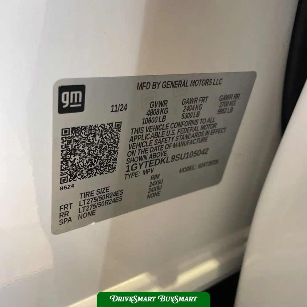 2025 Cadillac Escalade IQ Luxury 2