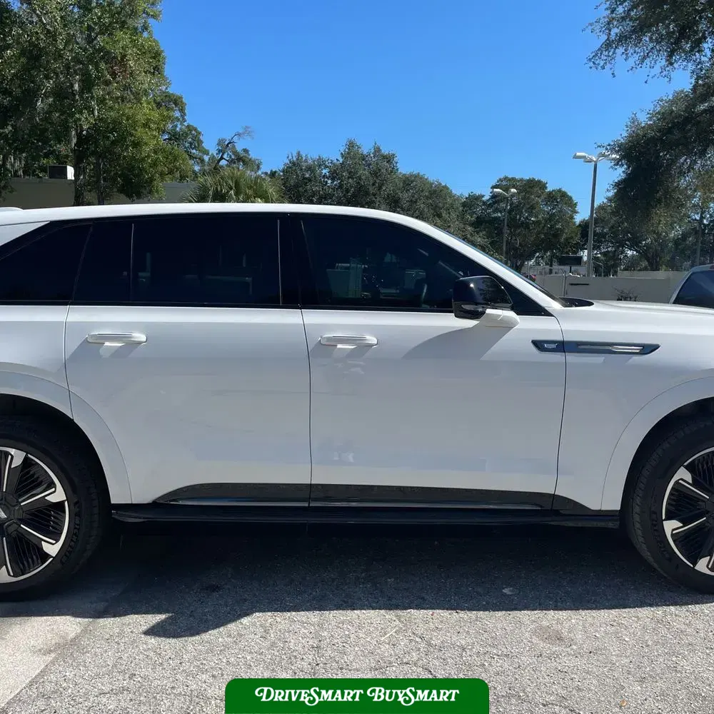 2025 Cadillac Escalade IQ Sport 1